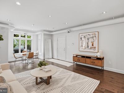 2111 11th St NW APT 4