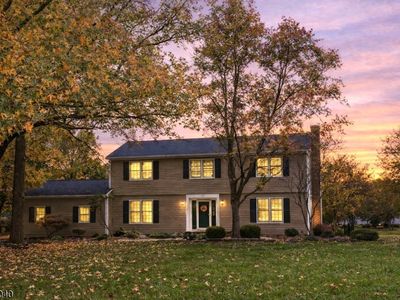 100 Knickerbocker Dr