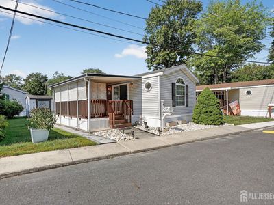 4 South Dr
