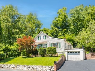 Property at 410 River Rd, Chatham, NJ