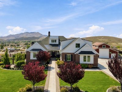 2628 E Prairie Ln
