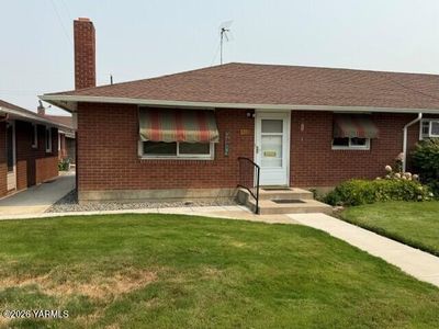 323 N 42nd Ave