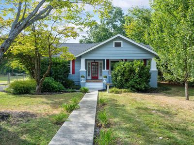211 Brookfield Ave