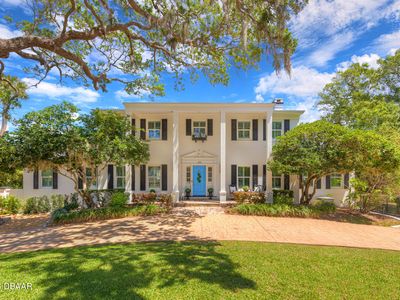 105 Riverside Dr