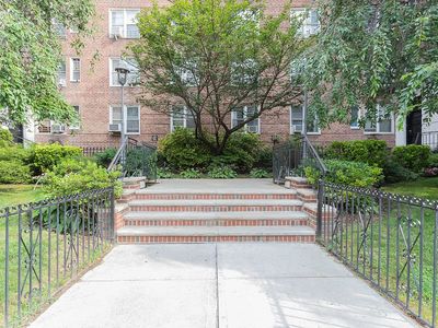 8801 35th Ave APT 6D