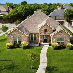 7510 Bluestone Dr