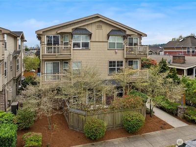 2433 NW 59th Street #101