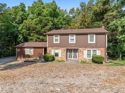 4936 Winston Dr