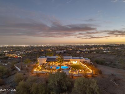 2449 W SUNRISE Drive