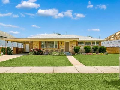2901 Lyndell Dr