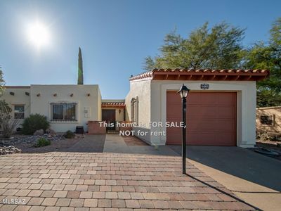 1497 W Calle Mendoza