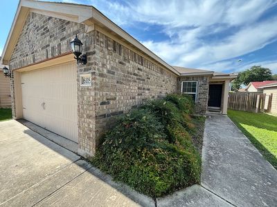 6119 Pleasant Lake