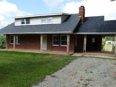 Property at 10875 Glade Valley Rd, Ennice, NC