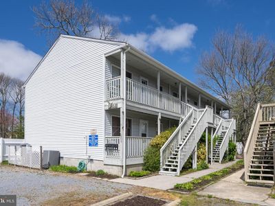 204 143rd St Unit 103