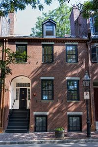 48 Fayette St