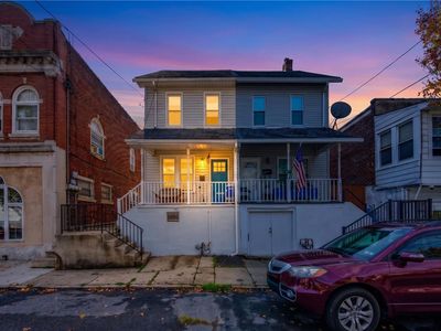256 E Walnut St