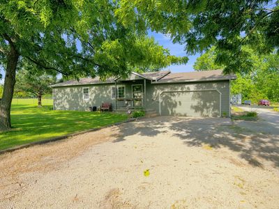 9565 SW McAdoo Rd