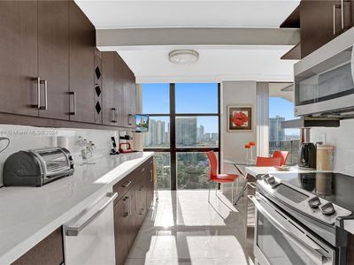 Property at 18181 NE 31st Ct APT 1908, Aventura, FL