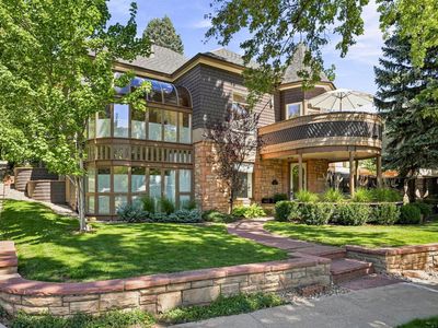 403 Mountain View Rd