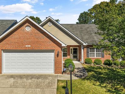 411 Woodlawn Gardens Way