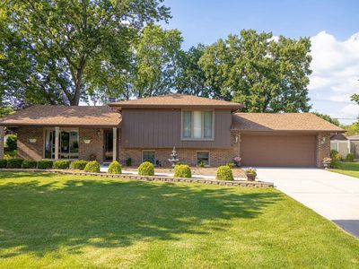 302 Birch Dr