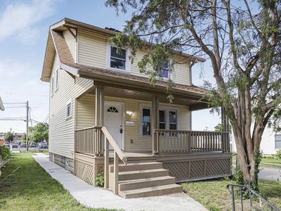 913 Chittenden Ave