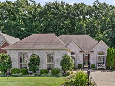280 Fountain River Dr