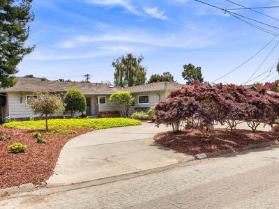 411 Baltusrol Dr