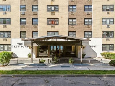 1085 Warburton Avenue #120