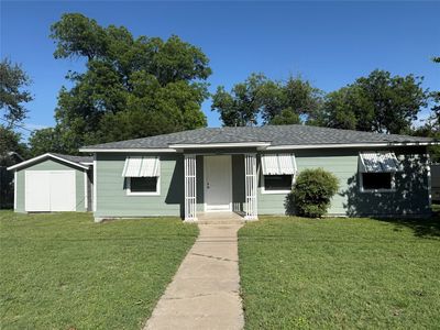 323 Hurt St