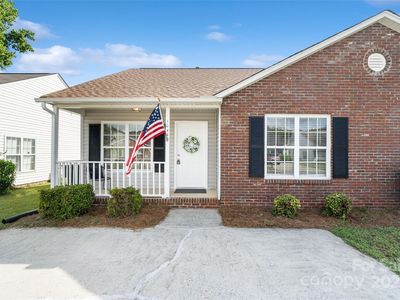 1044 Cherry Meadow Ln