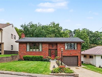 705 Smiley St
