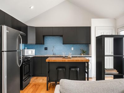 1307 E 52nd St APT 4