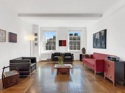 677 W End Ave APT 15A