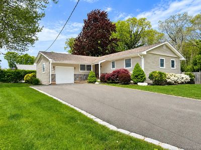 1 Camelot Lane