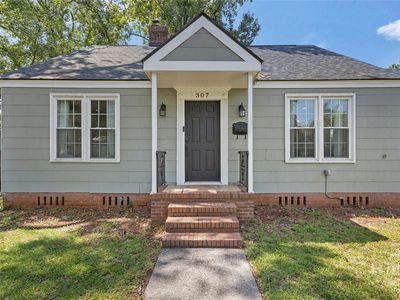 307 Columbus Drive