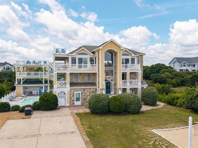 882 Lighthouse Dr #18