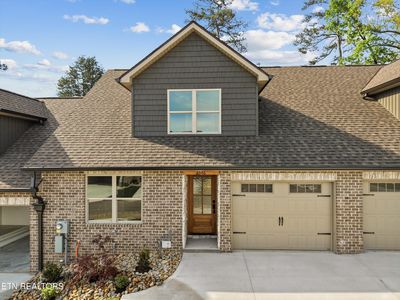 7546 Ridge Hollow Way