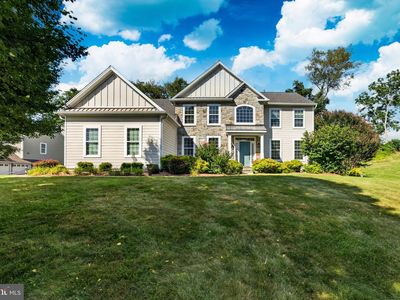 328 Creek Crossing Ln