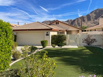 54580 Avenida Carranza