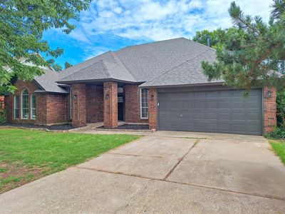 520 NW 167th St