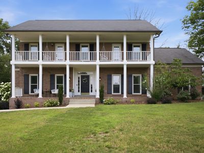 404 Winchester Dr