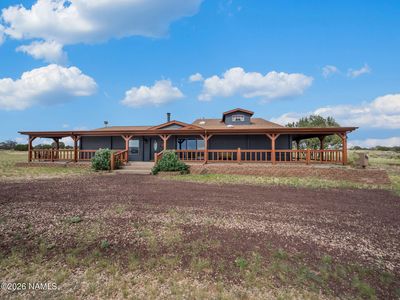 5769 N Woodland View Rd