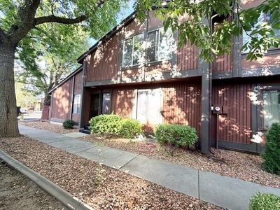 1155 Lakeside Dr APT 802