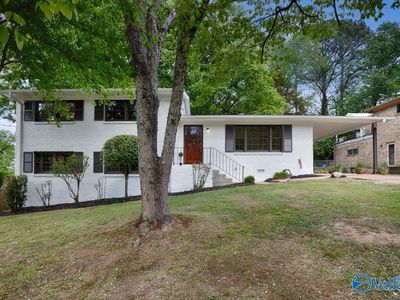 3909 W Crestview Dr NW