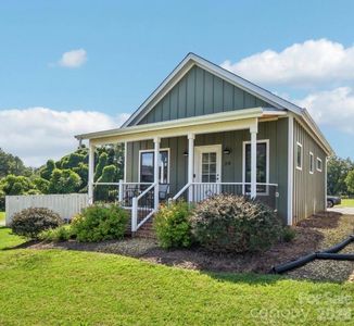 24 Cottage Ct