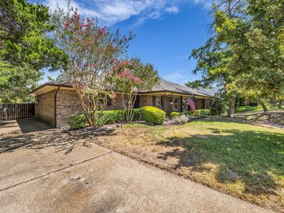 705 Poage Dr