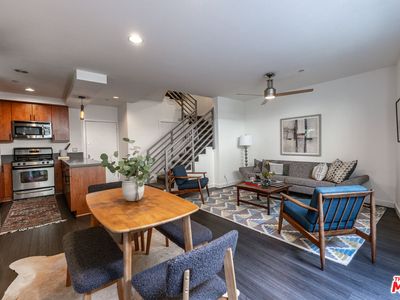 10735 Bloomfield St Unit 5