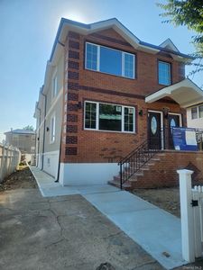 121-28 172 ST Street