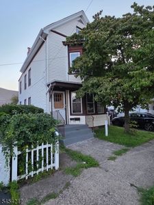 161 Ryerson Ave